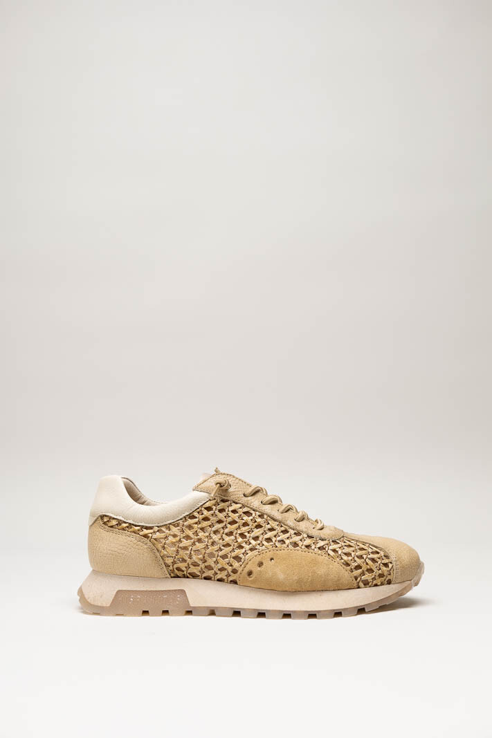 Camel Sneaker