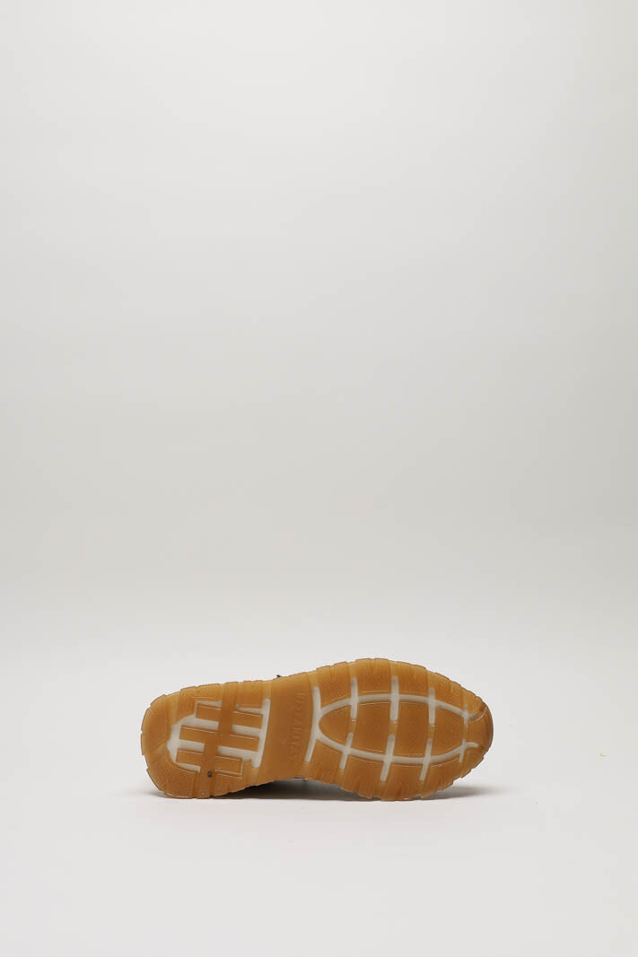 zoom in on Bruin Sneaker image Bruin Sneaker image