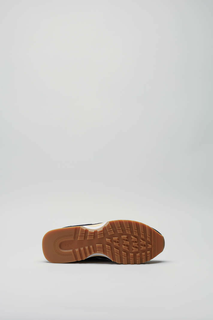 zoom in on Blauw Sneaker image Blauw Sneaker image