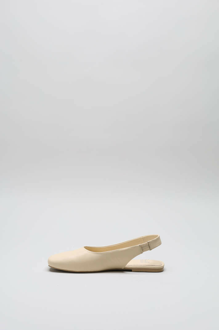 zoom in on Nude Ballerina image Nude Ballerina image