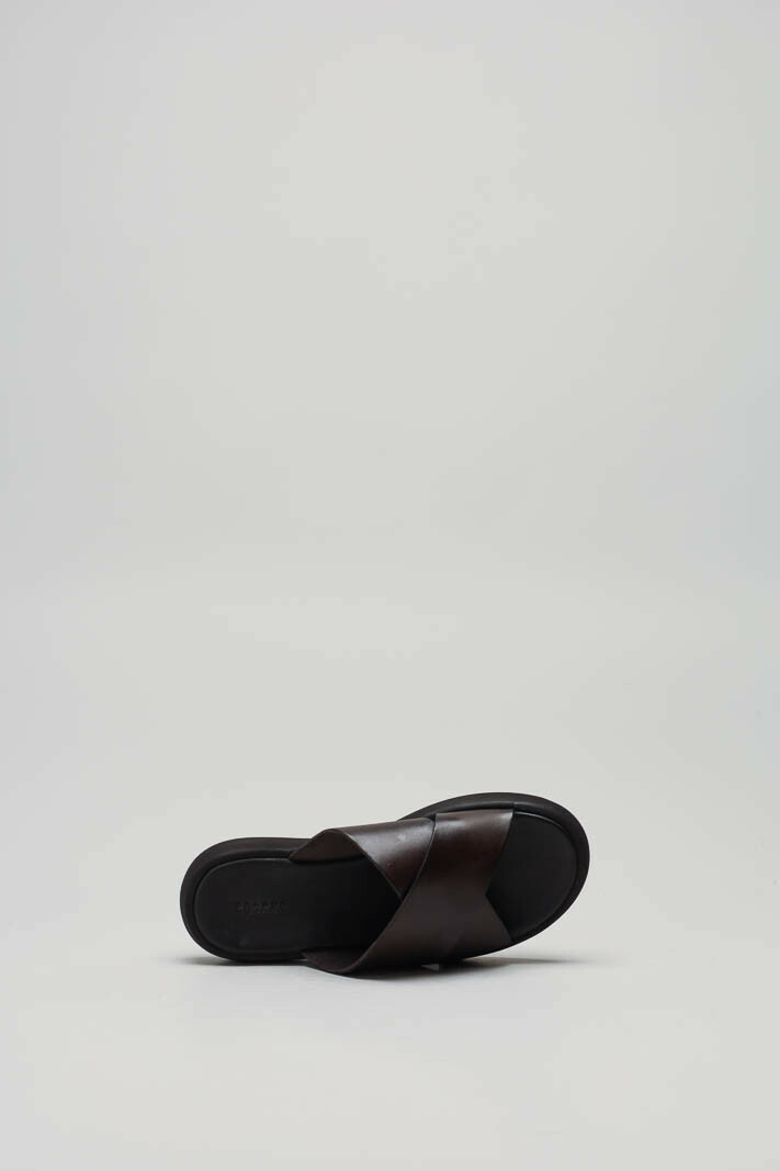 zoom in on Bruin Slipper image Bruin Slipper image