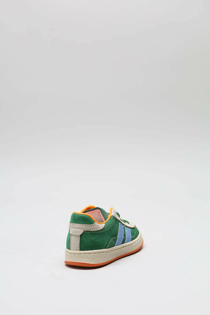 zoom in on Groen Sneaker image Groen Sneaker image