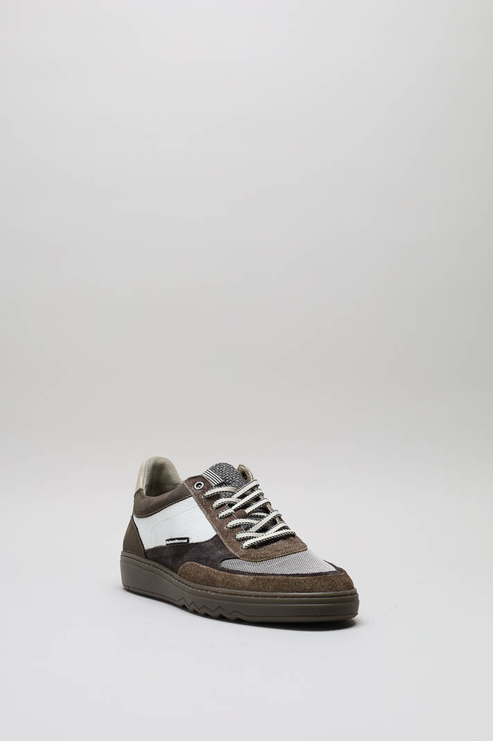 Bruin Sneaker
