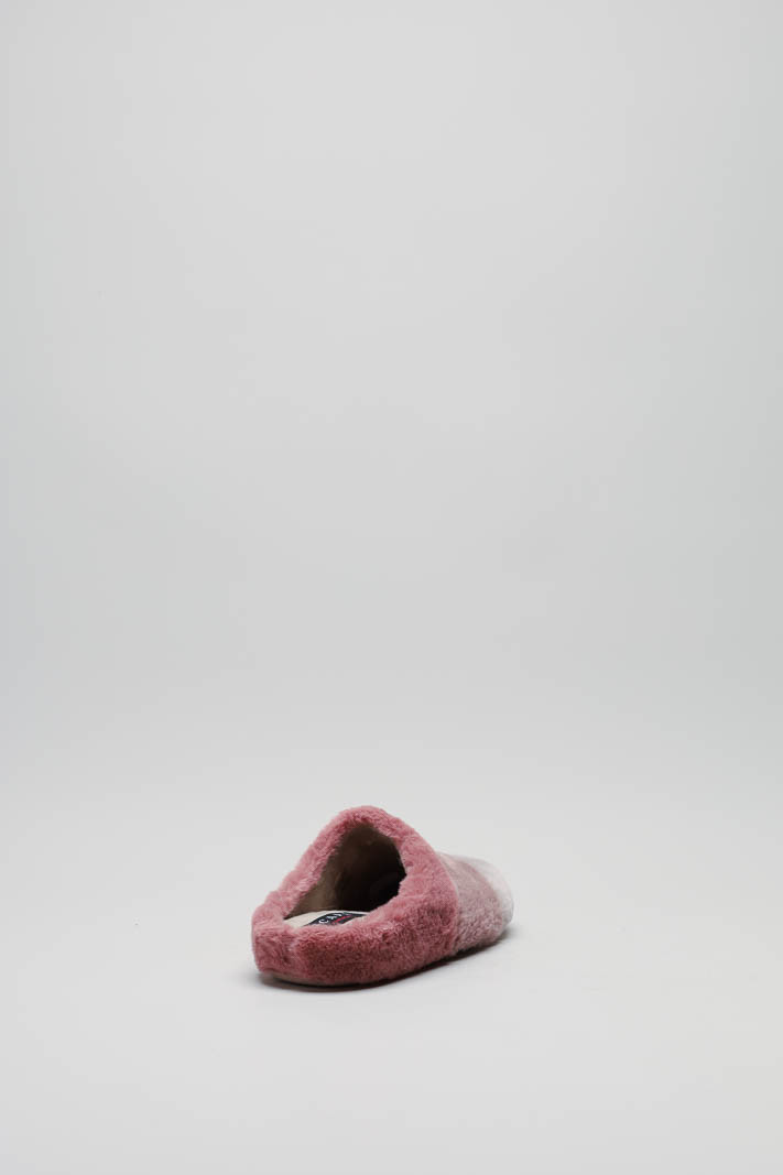 zoom in on Roze Pantoffel image Roze Pantoffel image