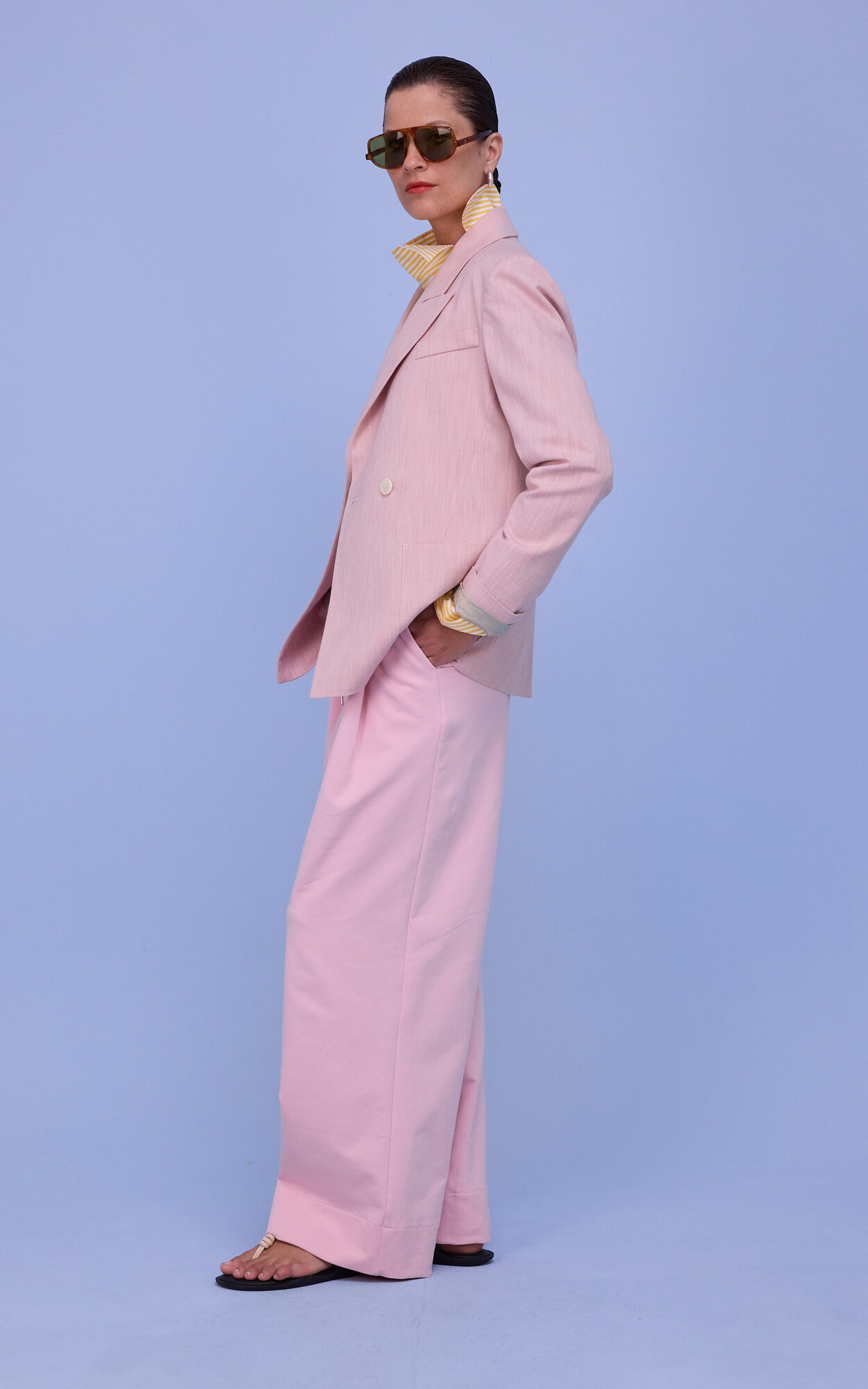 Roze Blazer image