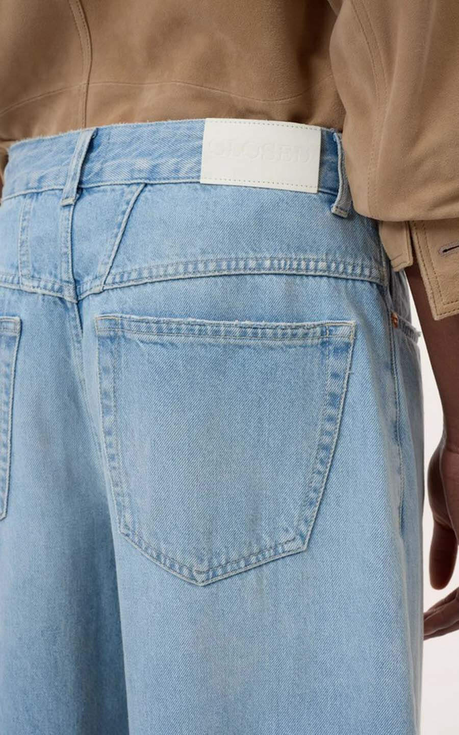 zoom in on Jeans Broek image Jeans Broek image