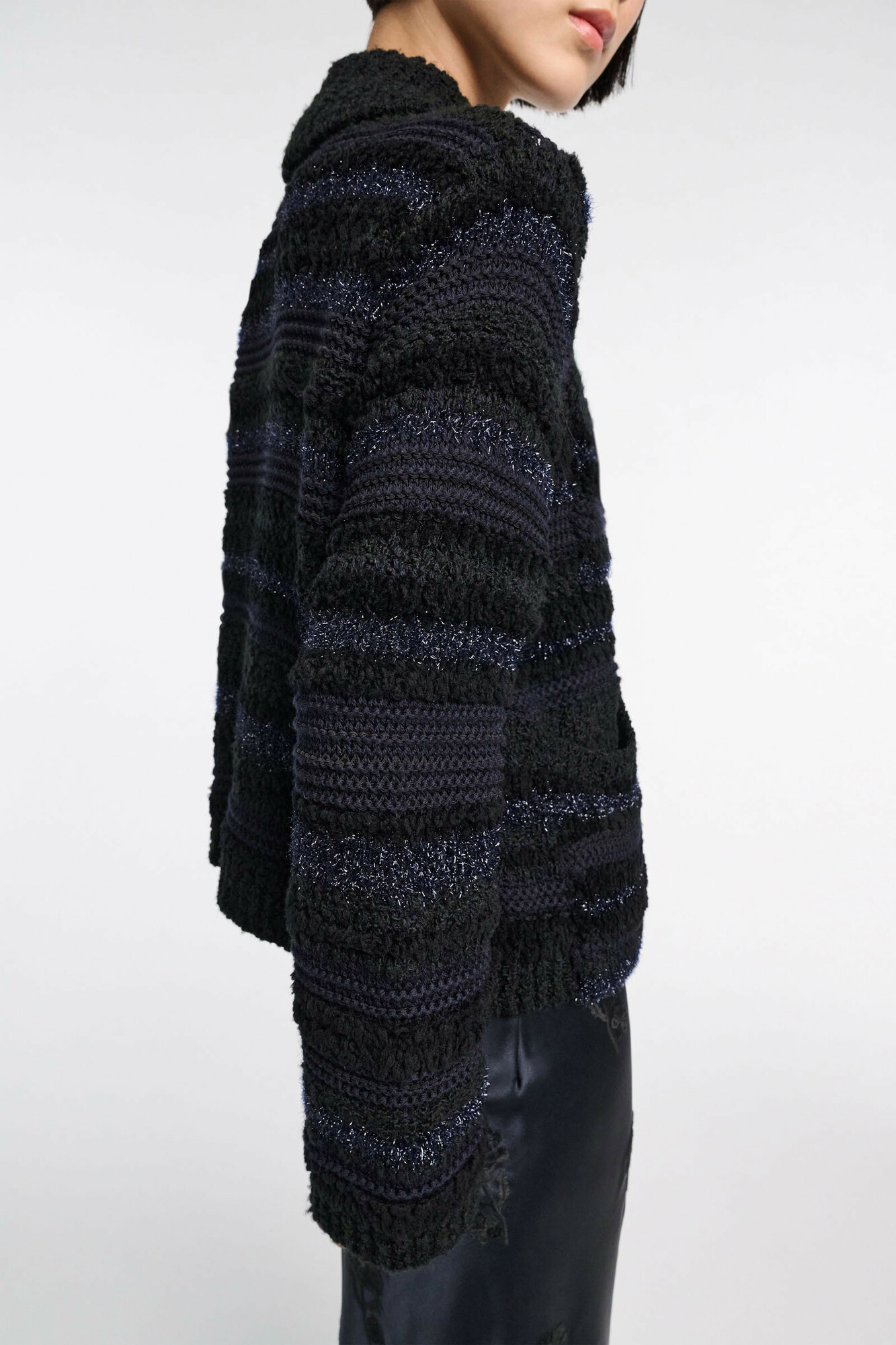 zoom in on Blauw Cardigan image Blauw Cardigan image
