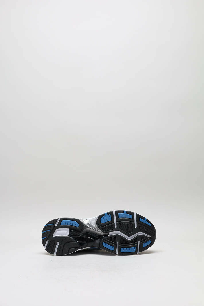 zoom in on Kaki Sneaker image Kaki Sneaker image