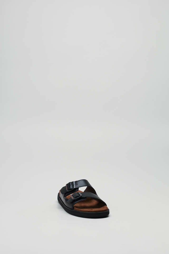zoom in on Zwart Slipper image Zwart Slipper image