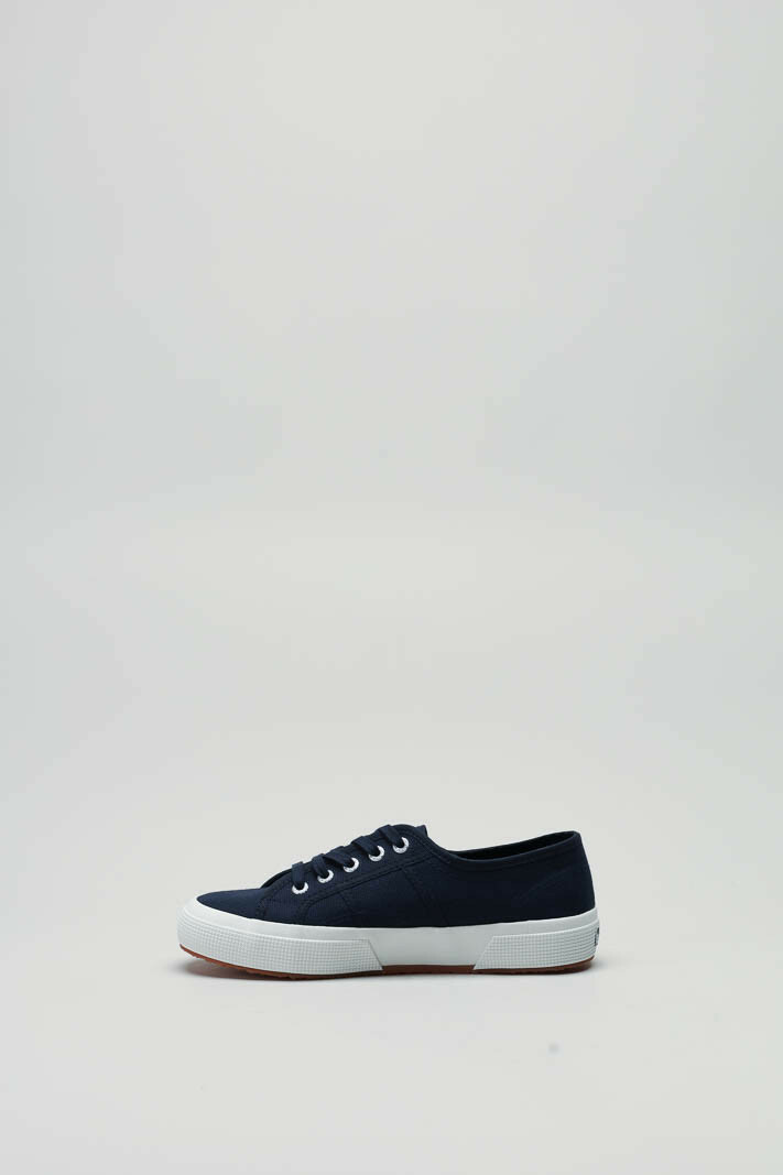 zoom in on Blauw Sneaker image Blauw Sneaker image