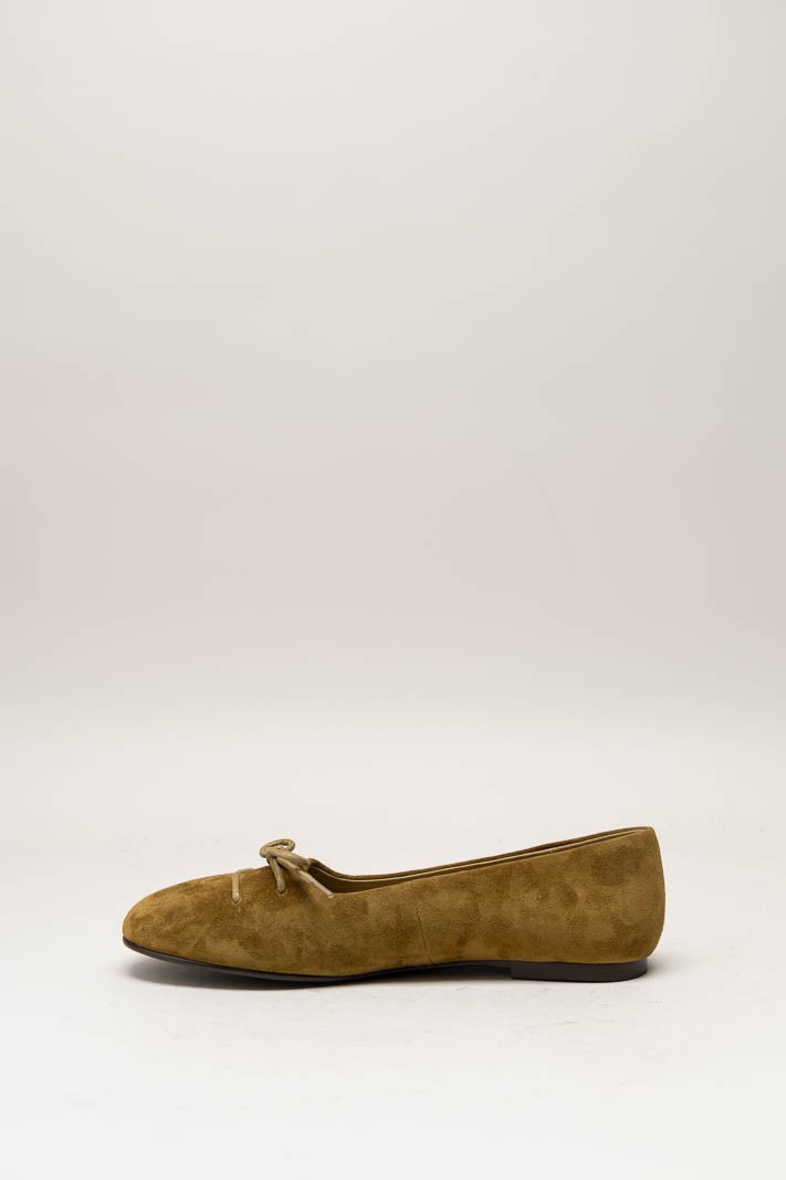 Camel Ballerina image