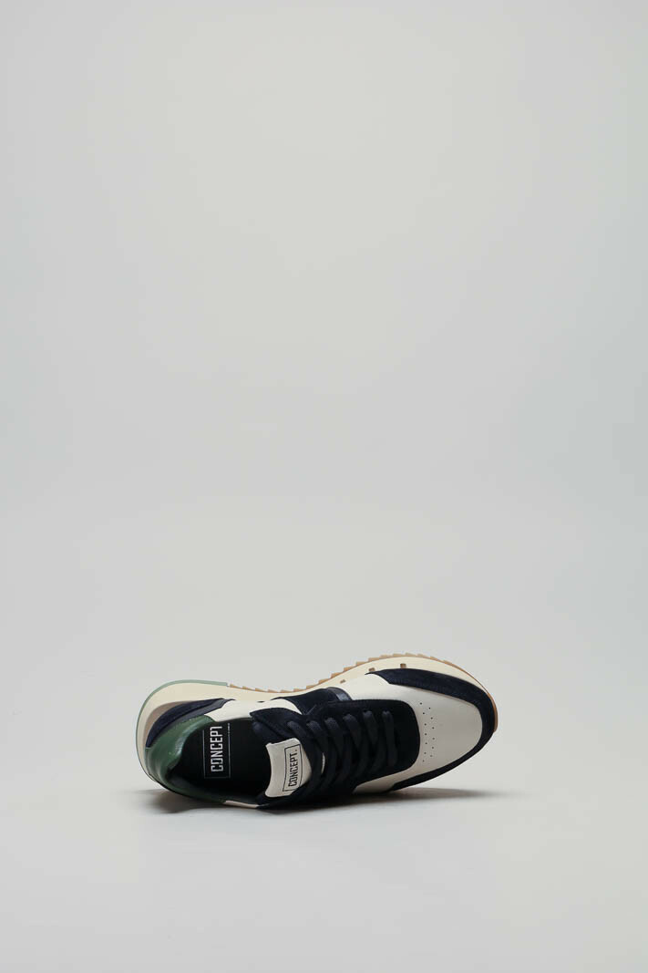 zoom in on Blauw Sneaker image Blauw Sneaker image