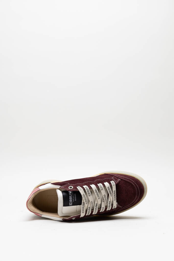 Bordeaux Sneaker image