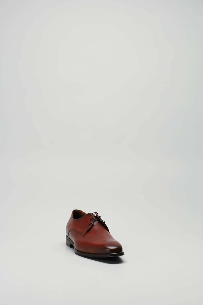 zoom in on Cognac Veterschoen image Cognac Veterschoen image