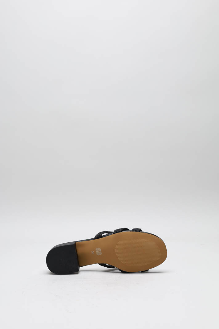 zoom in on Zwart Slipper image Zwart Slipper image