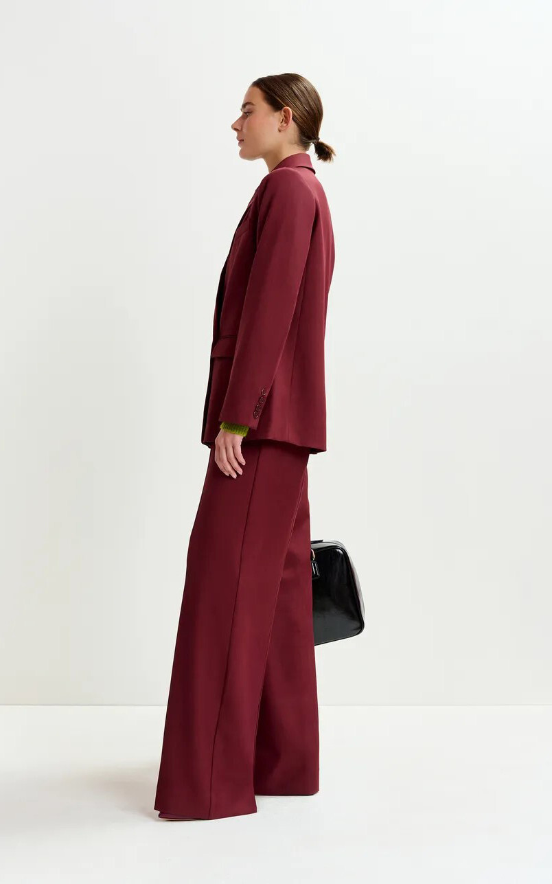 zoom in on Bordeaux Broek image Bordeaux Broek image