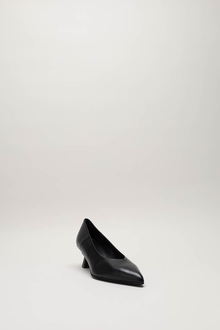 Zwart Pump
