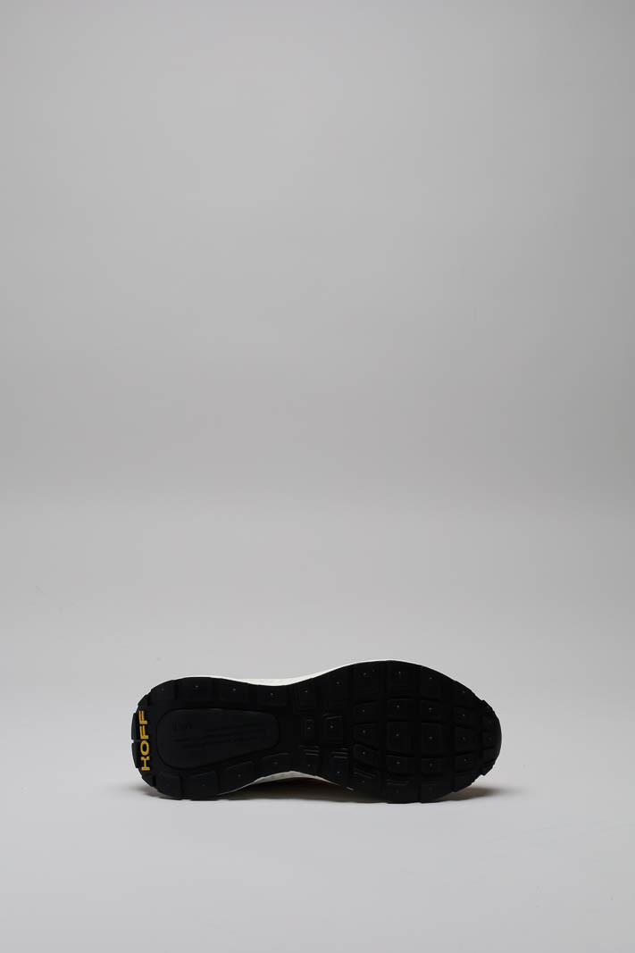 zoom in on Oranje Sneaker image Oranje Sneaker image