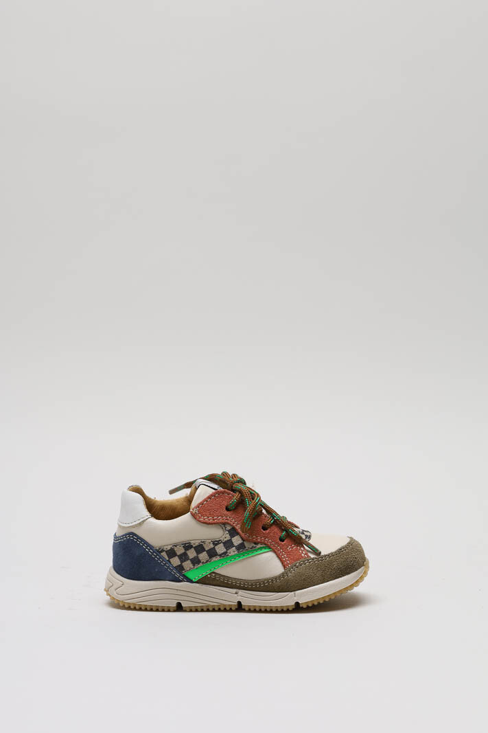 Ecru Sneaker