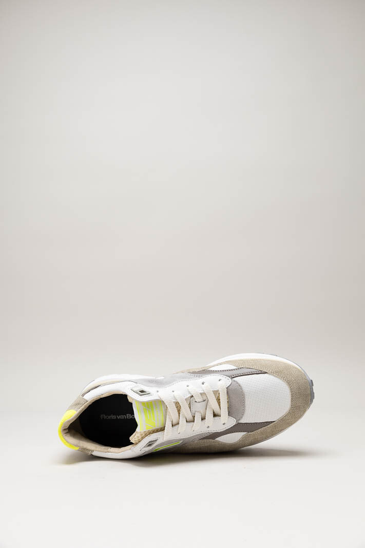 Beige Sneaker image