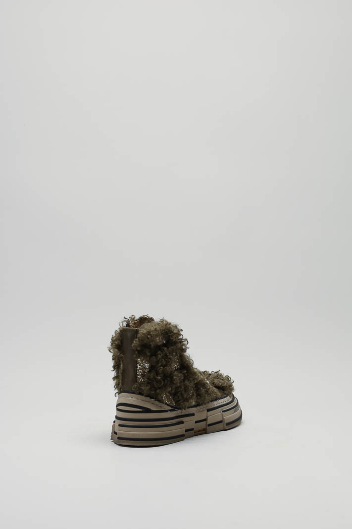 zoom in on Kaki Sneaker image Kaki Sneaker image