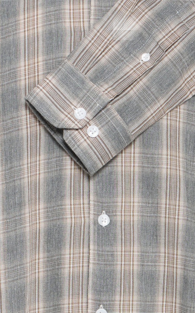 Taupe Hemd image