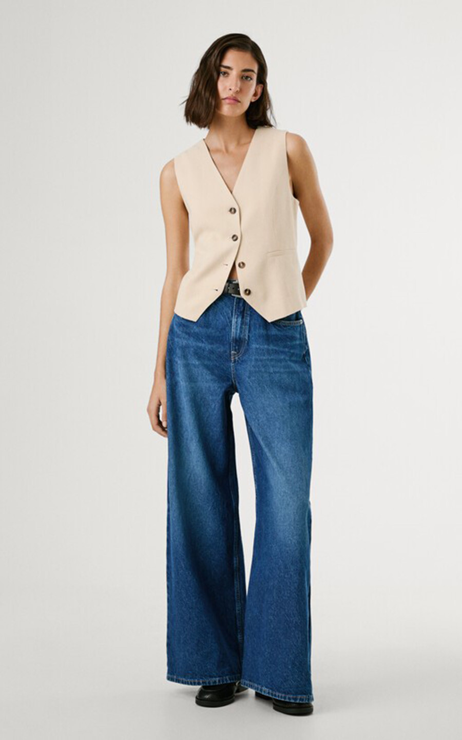 zoom in on Jeans Broek image Jeans Broek image