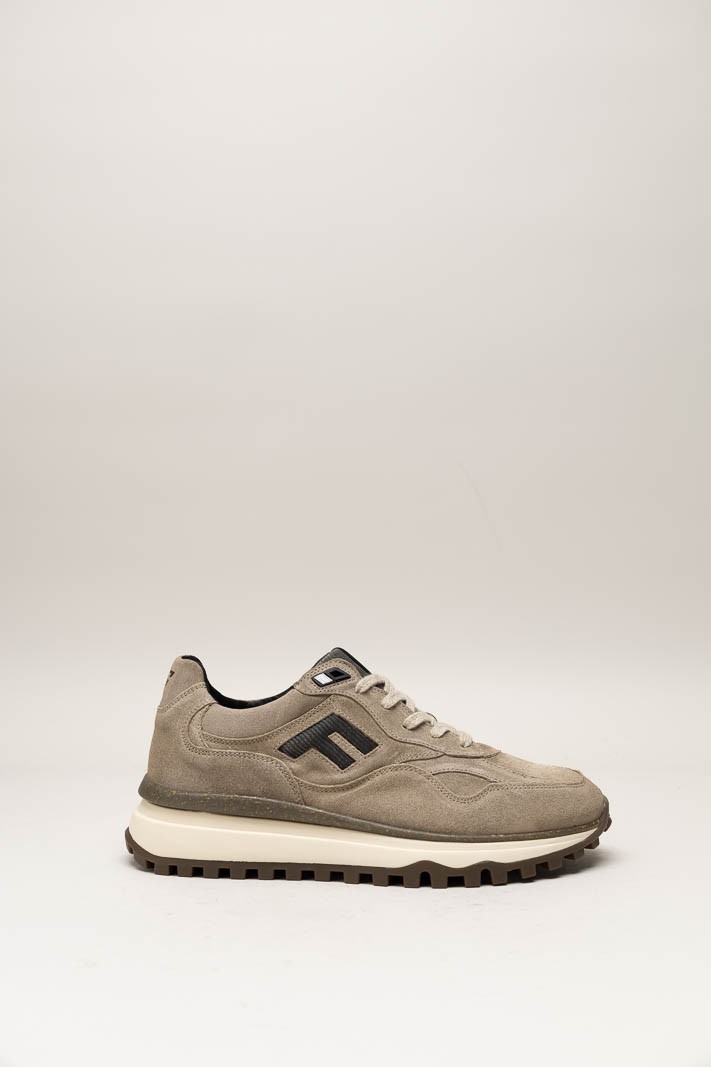 Donkerbeige Sneaker