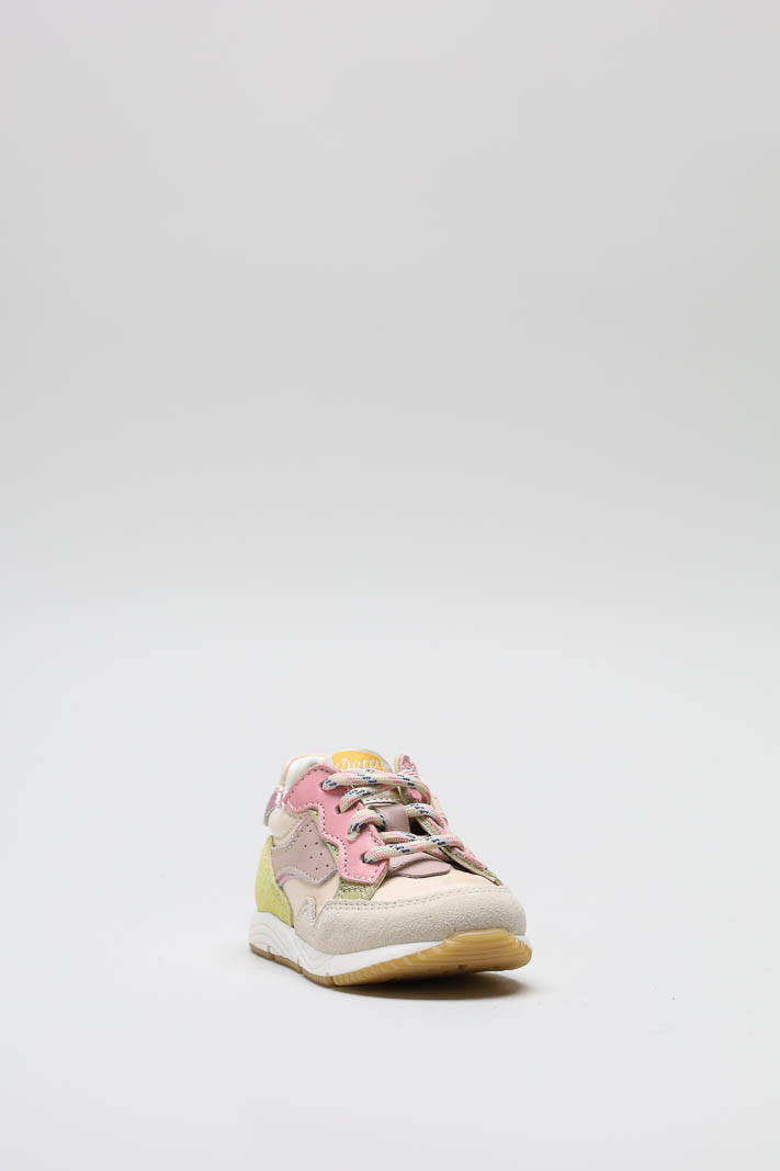 zoom in on Roze Sneaker image Roze Sneaker image
