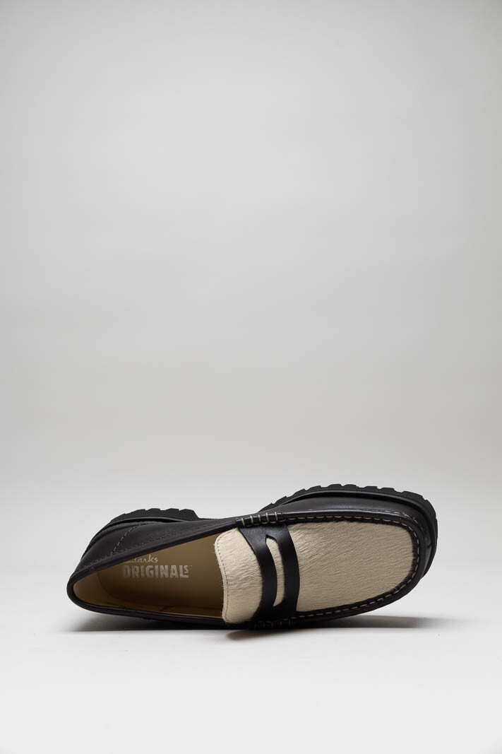 Donkerbruin Mocassin image