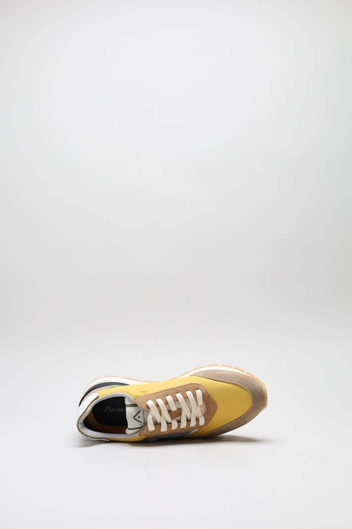 zoom in on Geel Sneaker image Geel Sneaker image