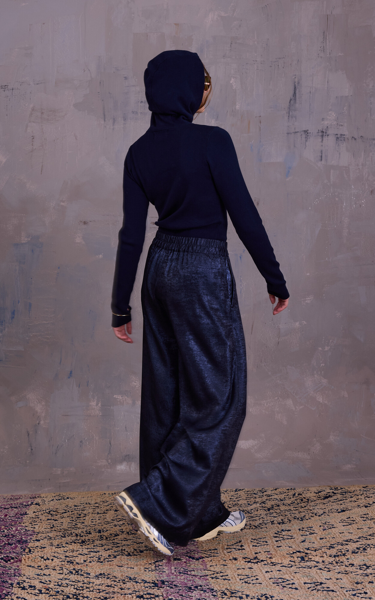 zoom in on Donkerblauw Sweater/trui image Donkerblauw Sweater/trui image