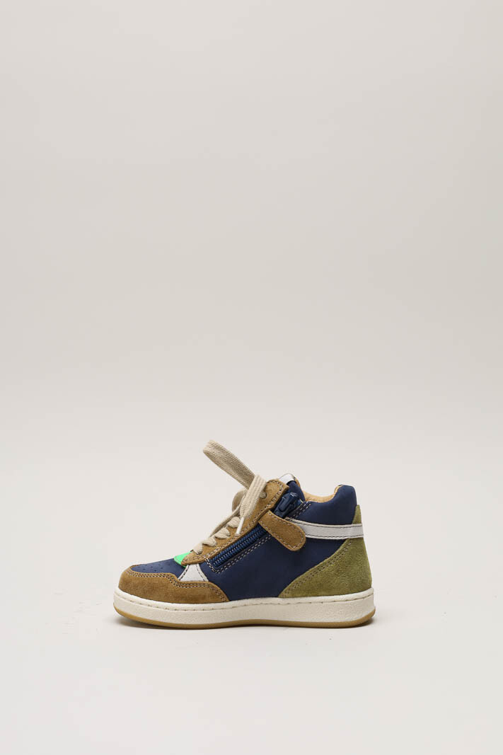 zoom in on Blauw Sneaker image Blauw Sneaker image