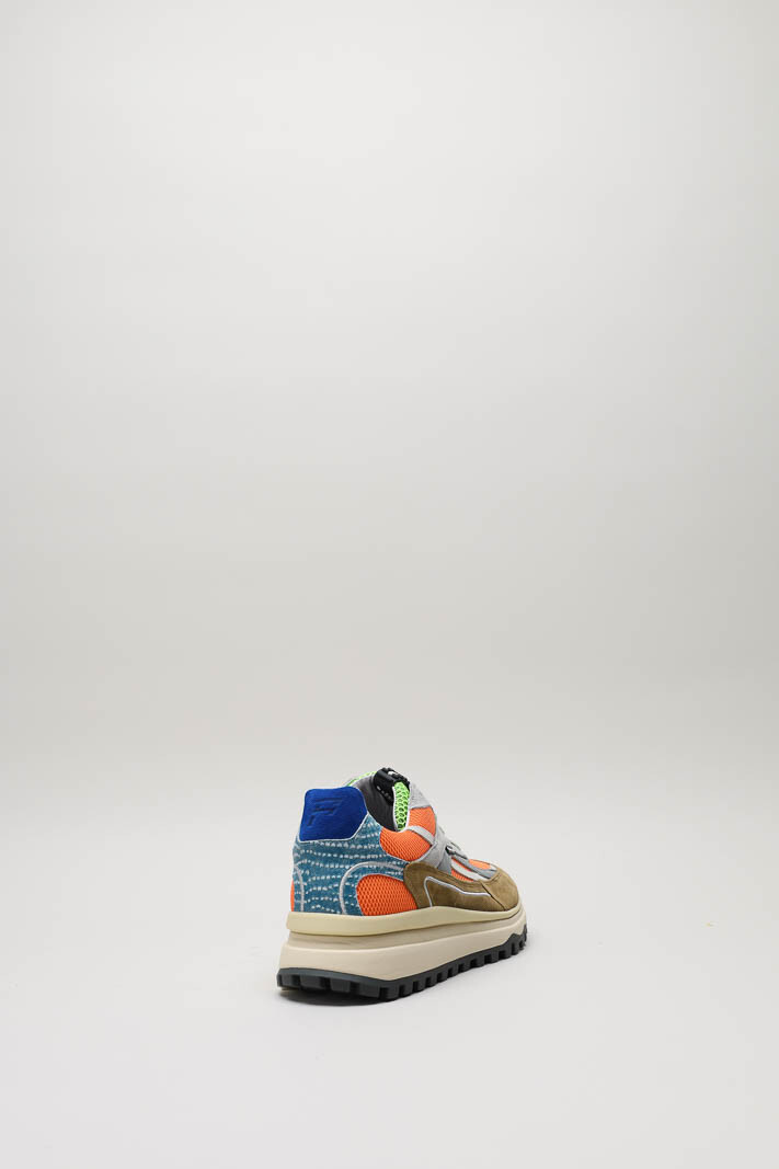 zoom in on Oranje Sneaker image Oranje Sneaker image