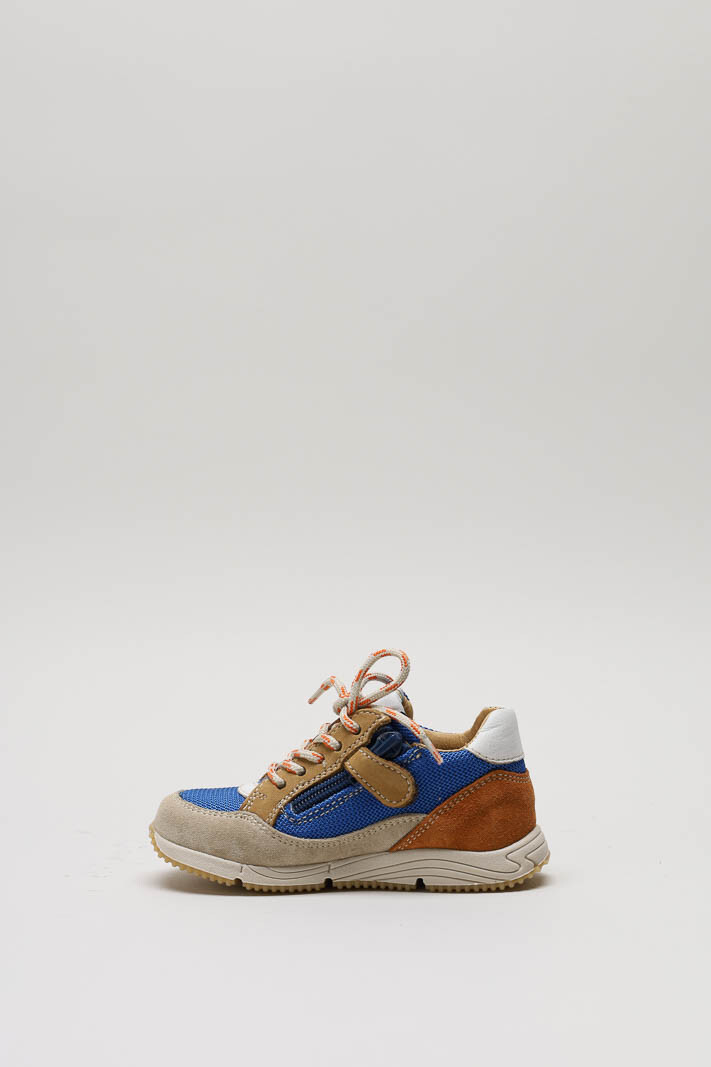 zoom in on Blauw Sneaker image Blauw Sneaker image