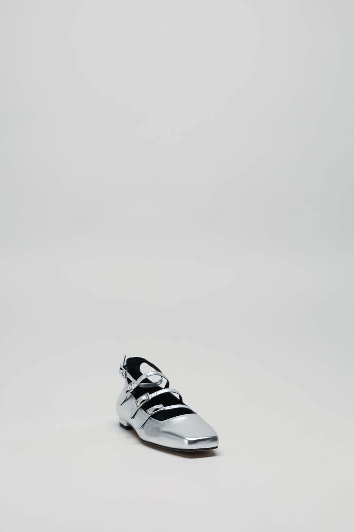zoom in on Zilver Ballerina image Zilver Ballerina image