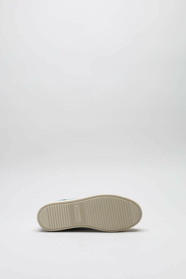 zoom in on Blauw Sneaker image Blauw Sneaker image