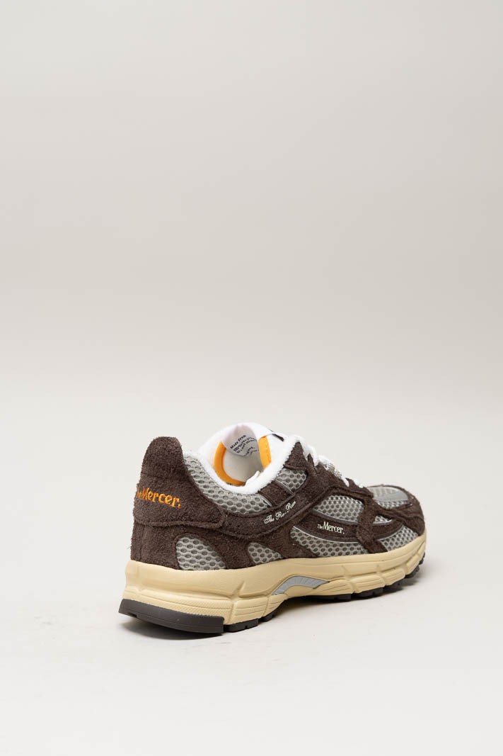 Bruin Sneaker image