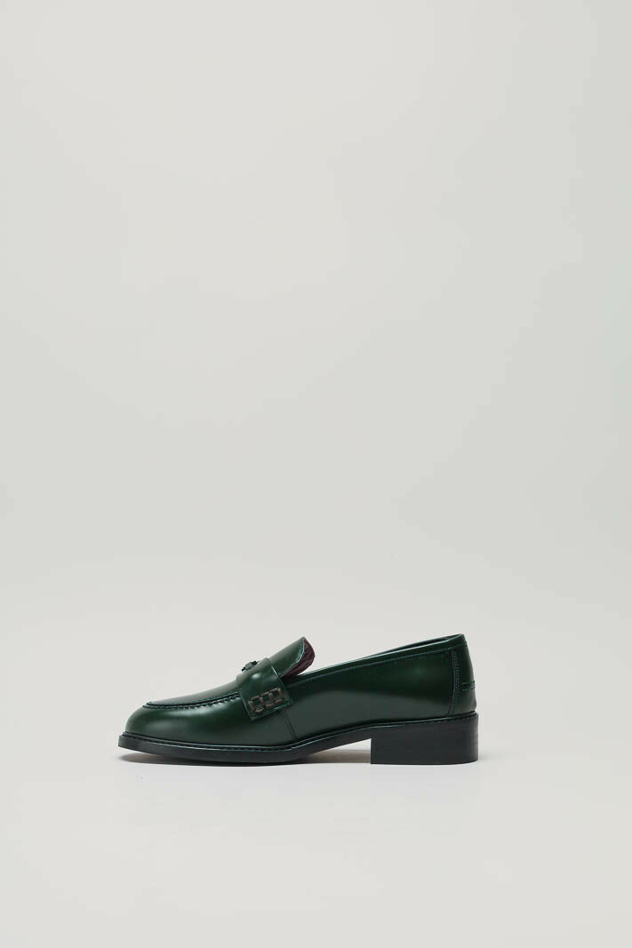 zoom in on Groen Mocassin image Groen Mocassin image