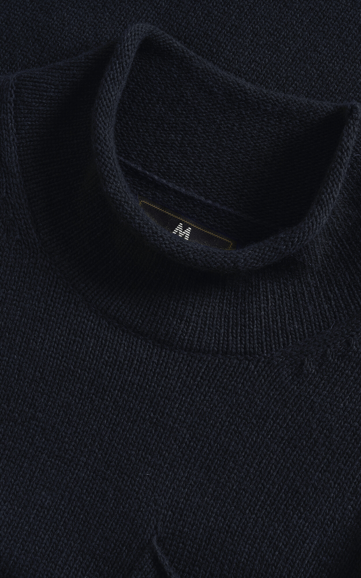 zoom in on Donkerblauw Trui image Donkerblauw Trui image