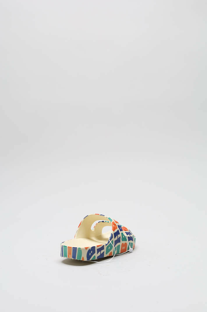 zoom in on Multi Slipper image Multi Slipper image