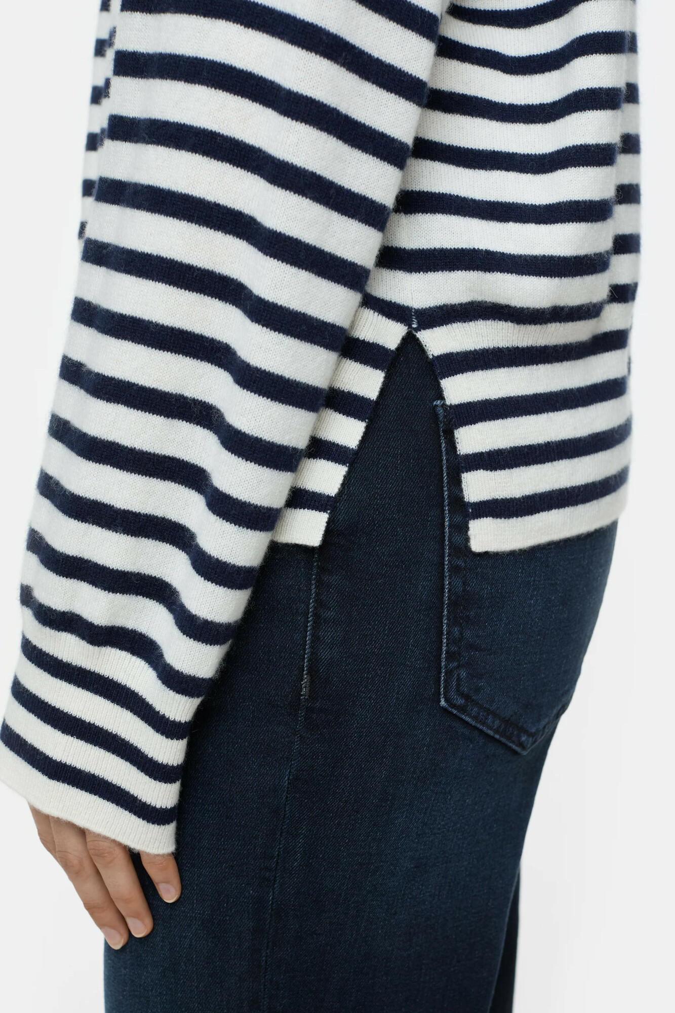 zoom in on Blauw Sweater/trui image Blauw Sweater/trui image