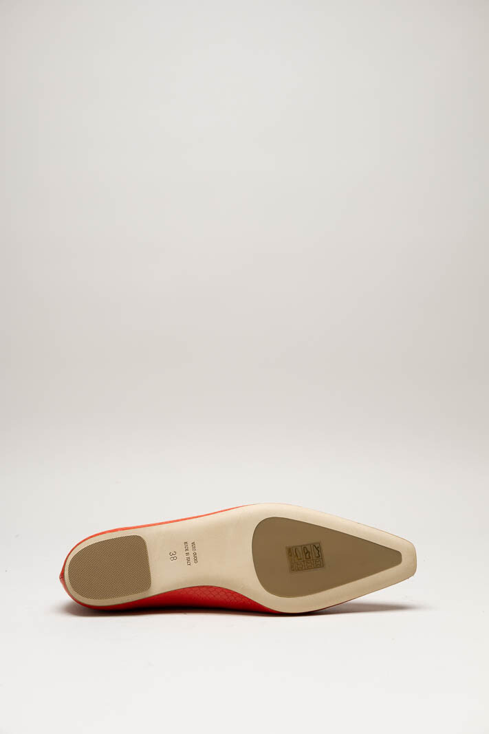 Rood Ballerina image