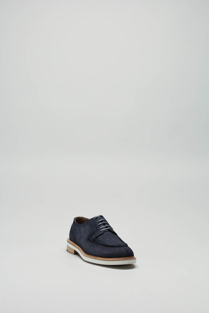 zoom in on Blauw Veterschoen image Blauw Veterschoen image