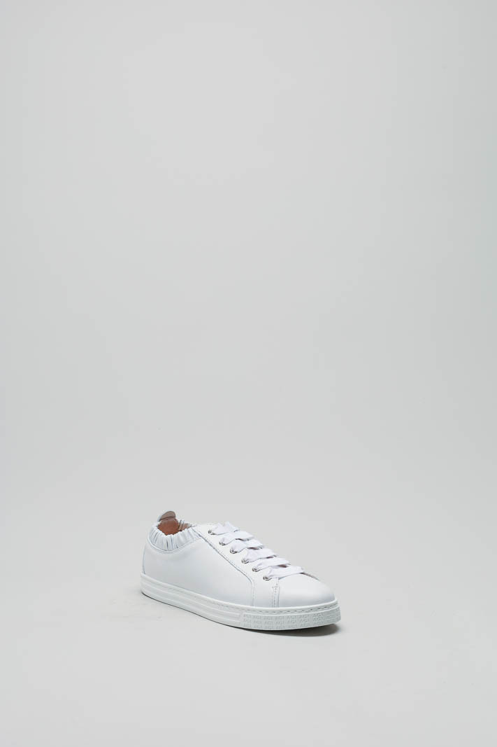 zoom in on Wit Sneaker image Wit Sneaker image