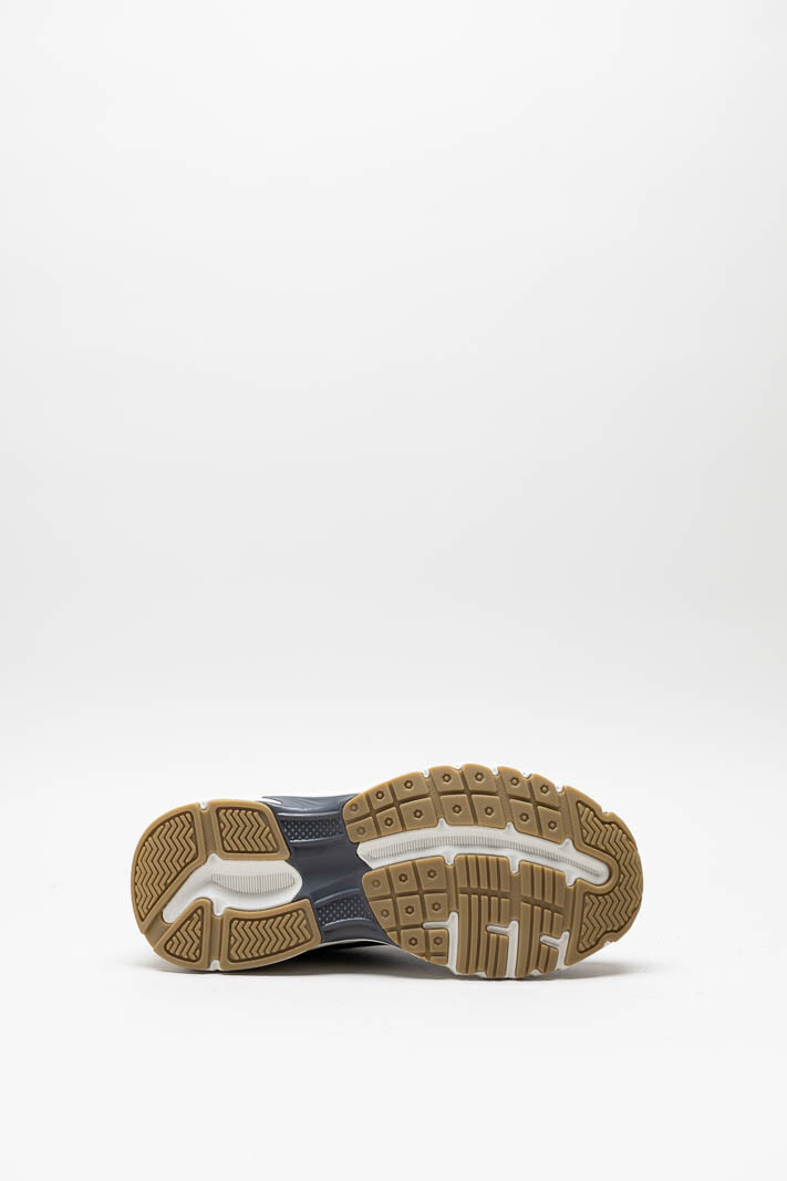 zoom in on Zwart Sneaker image Zwart Sneaker image