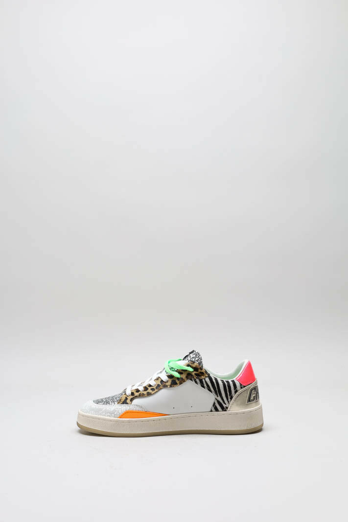 zoom in on Multi Sneaker image Multi Sneaker image