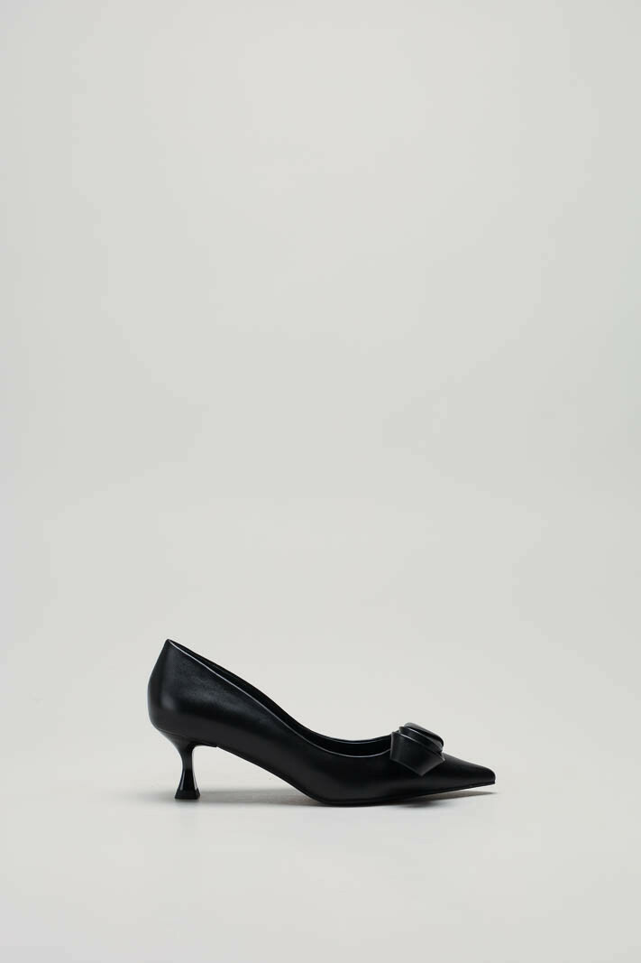 Zwart Pump