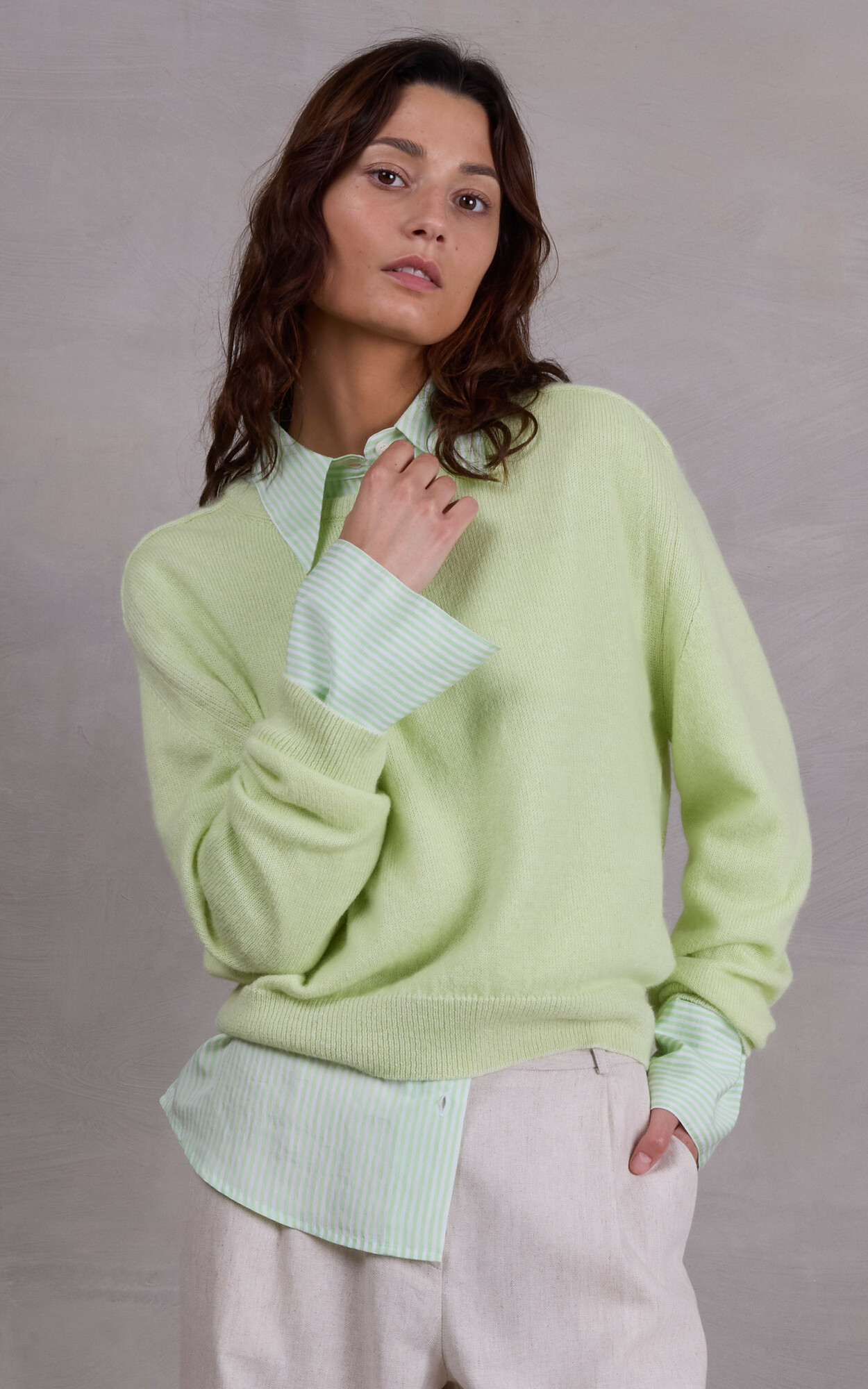 Lichtgroen Sweater/trui