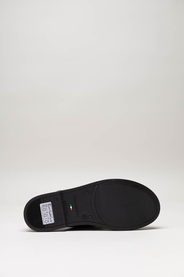 Zwart Sandaal plat image